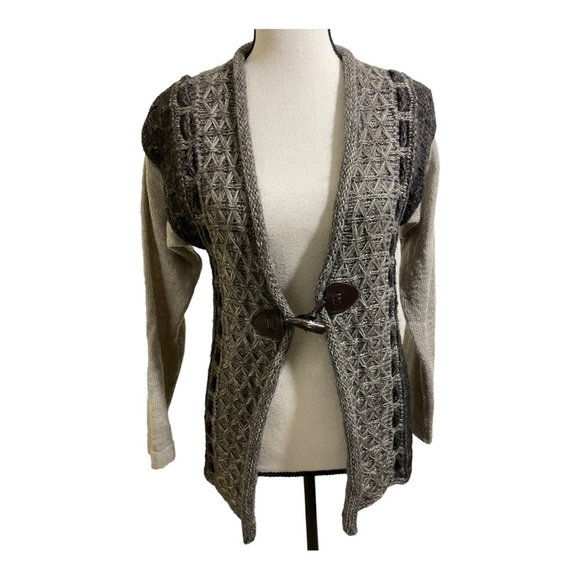 Vanity Italian womens cardigan knit mohair and wool blend. Size medium. … - Picture 11 of 14